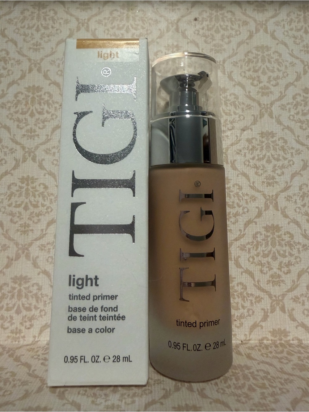 TIGI Cosmetics Tinted Primer- "Light" - 0.95 Fl oz New with Box